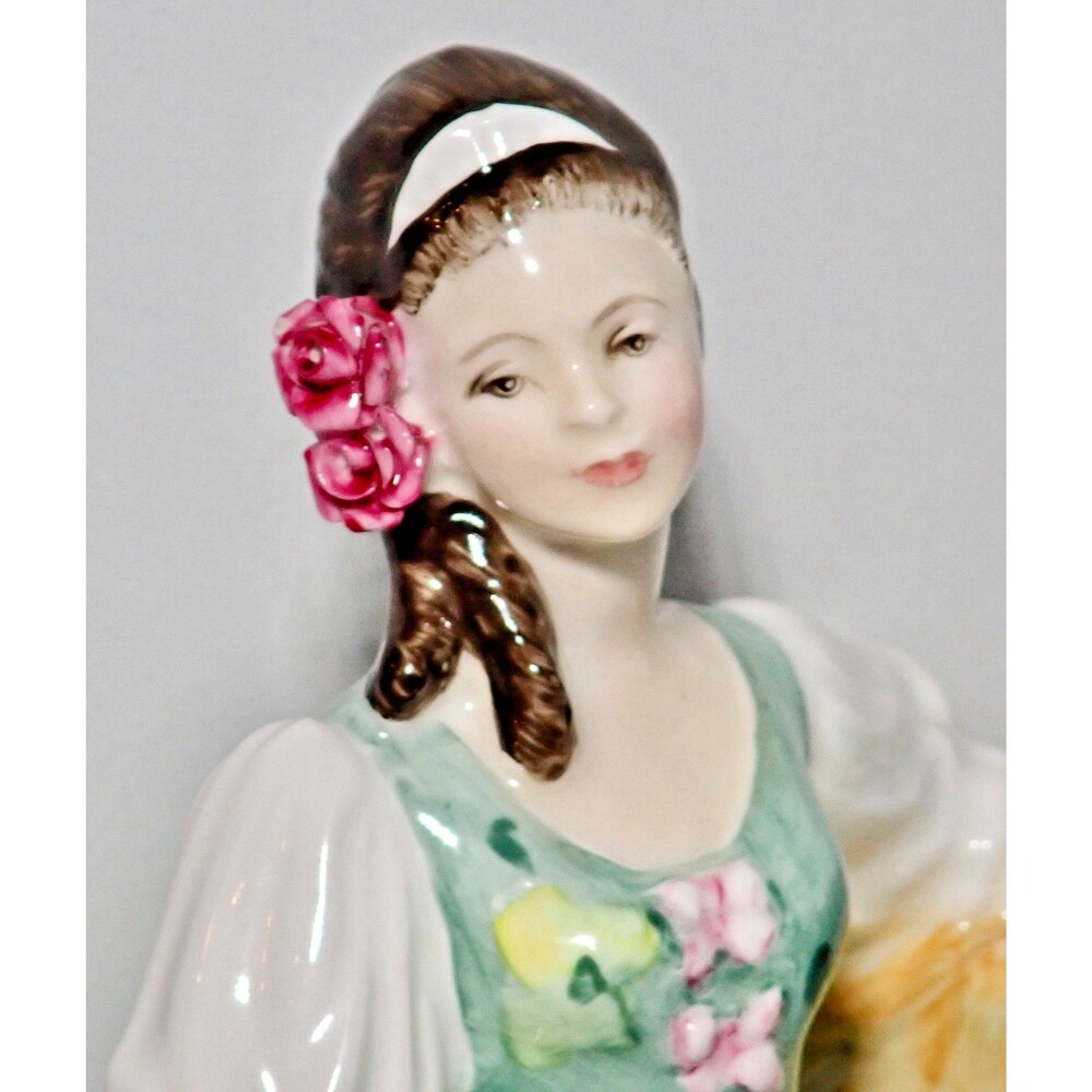 Royal Doulton England Elyse" HN 2474 Bone China Figurine England UK 1971" 5 3/4" - Picture 6 of 14